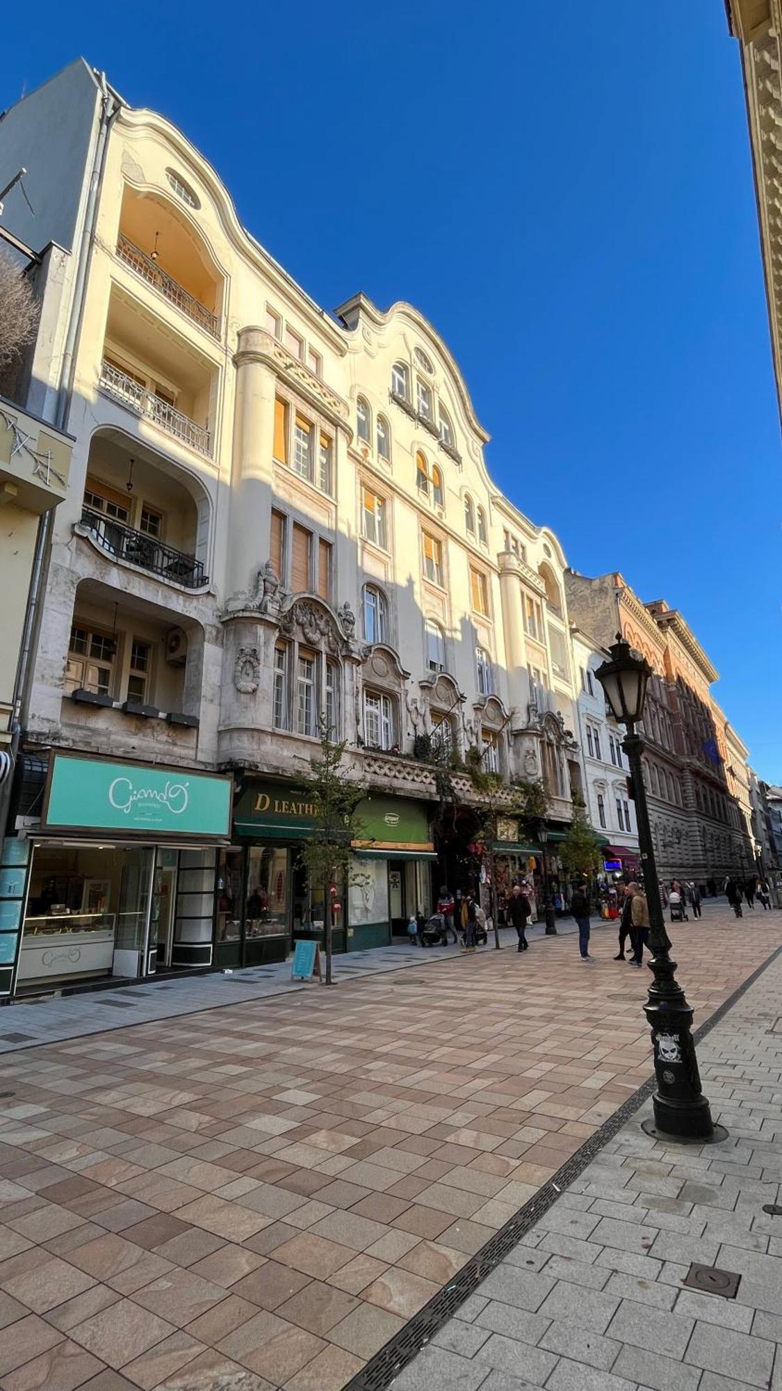 Mirage Apartments Vaci Street Budapeşte Dış mekan fotoğraf